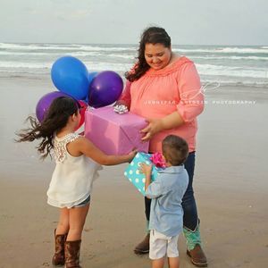 Meet your Posher, Claudia