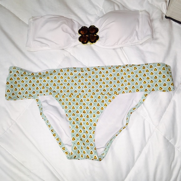 Super cute Victoria's Secret bikini!