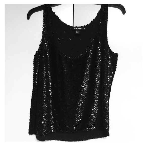 DKNY black top