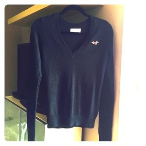Hollister Navy blue knit sweater