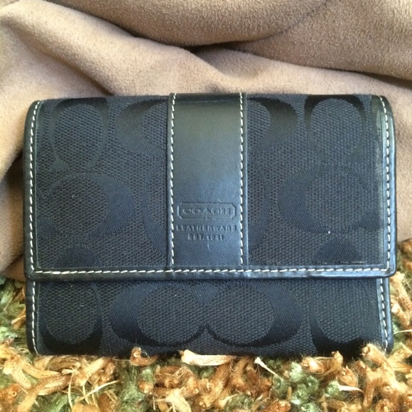 Black Coach Trifold Wallet