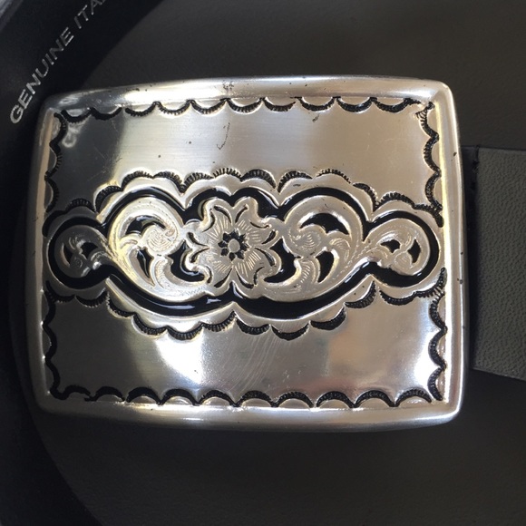 Silpada Designs Black Leather Belt. Size Small - Picture 2 of 4