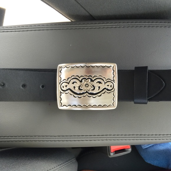 Silpada Designs Black Leather Belt. Size Small - Picture 4 of 4