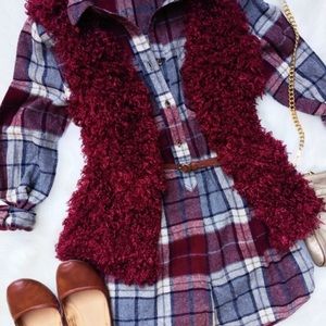 NEW🚩Burgundy Faux Fur Vest
