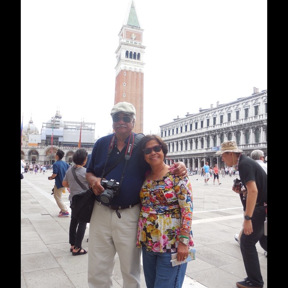 Meet your posher - Picture 3 of 3