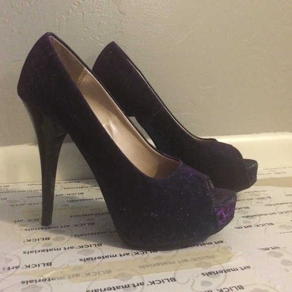 Color changing pumps - Picture 3 of 4