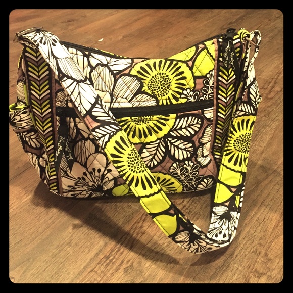 Vera Bradley citron on the go crossbody