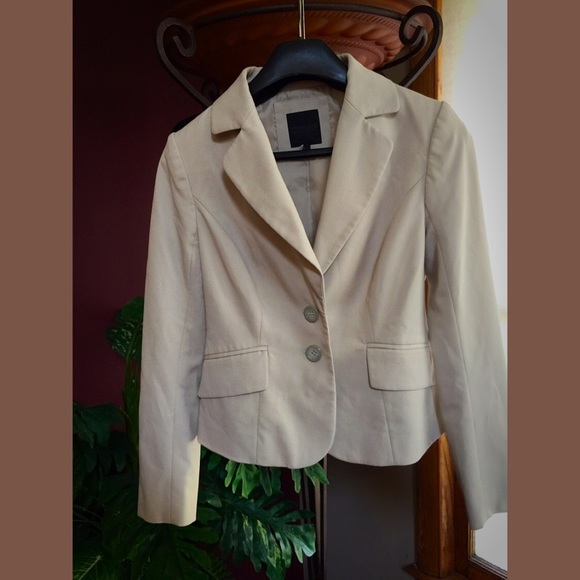 The Limited Jackets & Blazers - The Limited Studio 400 Cream Blazer