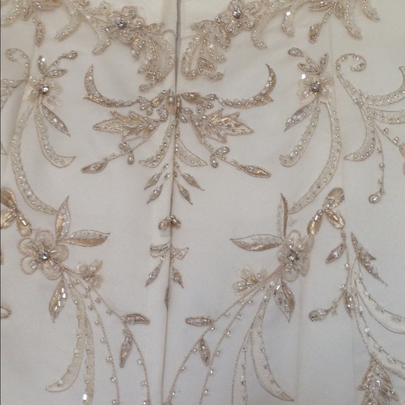 Wedding Dress 👰💍 - Picture 4 of 4