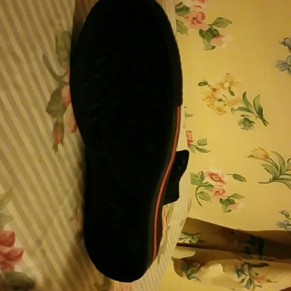 Converse - Picture 4 of 4