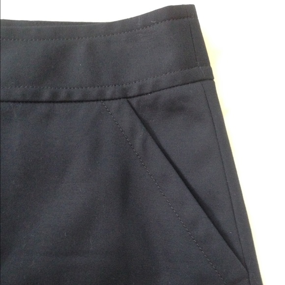 Banana Republic classic skirt - Picture 4 of 4