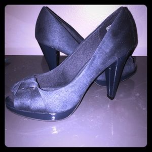 💙 Navy Open Toe Pumps