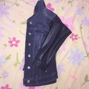 Jean Jacket w. Black Leather sleeves