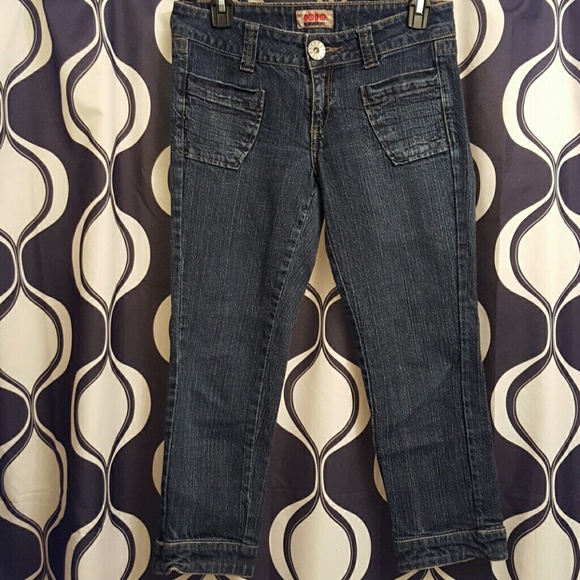 NOBO Capri jeans with cute button details