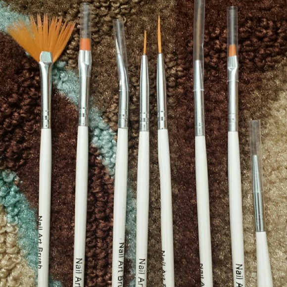 nail art brushes Accessories - NWT 8pc nail art brushes