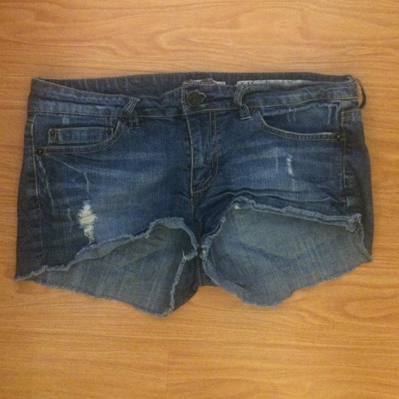 Forever 21 distressed denim shorts