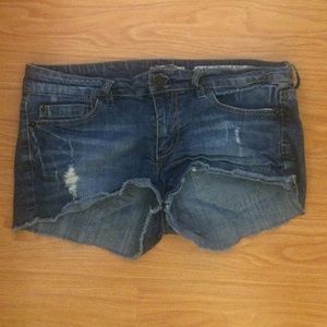 Forever 21 distressed denim shorts