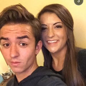 Meet your Posher, Chandler