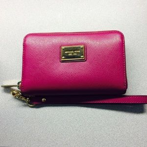 Michael Kors Pink Fuchsia Wristlet