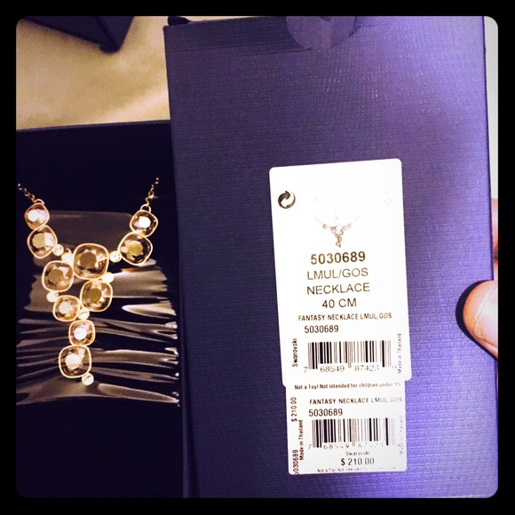 Swarovski necklace brand new never worn