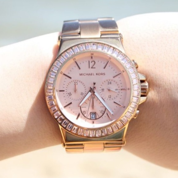 Michael Kors Rose Gold Watch - Picture 1 of 1