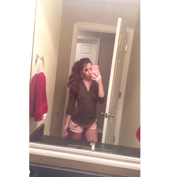 Shirt - Picture 2 of 2