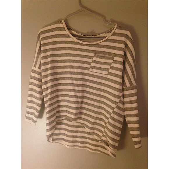 Grey and White striped cropped high-low top - Picture 1 of 2