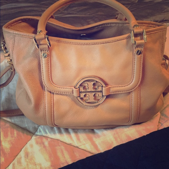 Tory burch purse