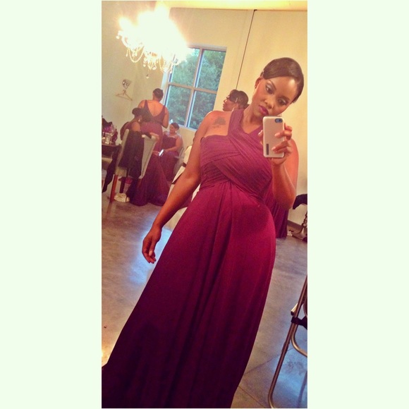 Beautiful plum Gown - Picture 3 of 4