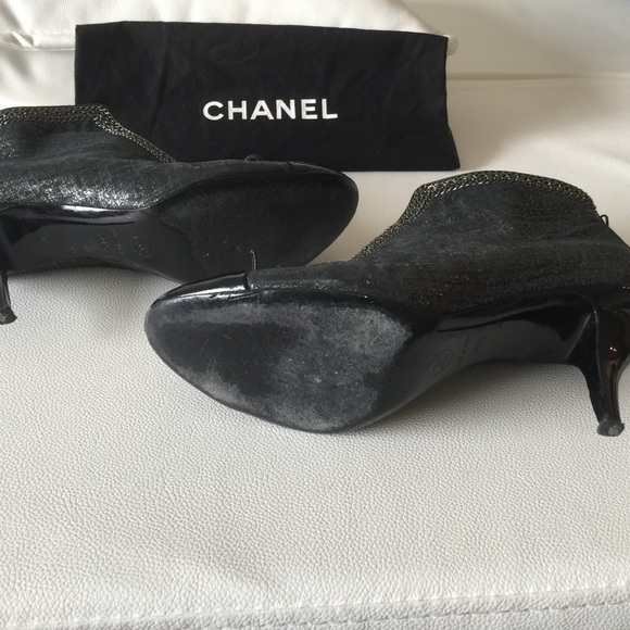Chanel ankle black and gray boots - Picture 4 of 4
