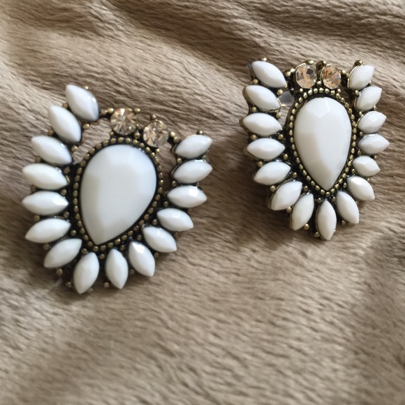 😍 last sale!! Beautiful set!!😘 - Picture 3 of 3