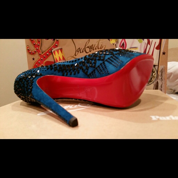 **SOLD** - Picture 3 of 4