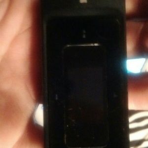 RCA TH1702 2 GB thumb drive style MP3 Player