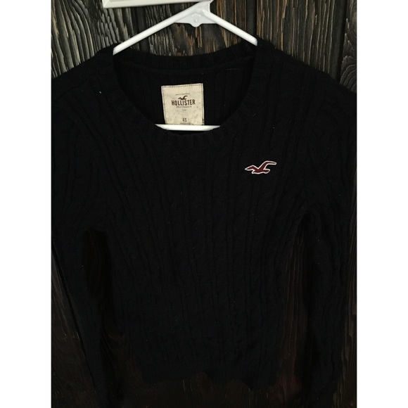 Hollister cable knit sweater