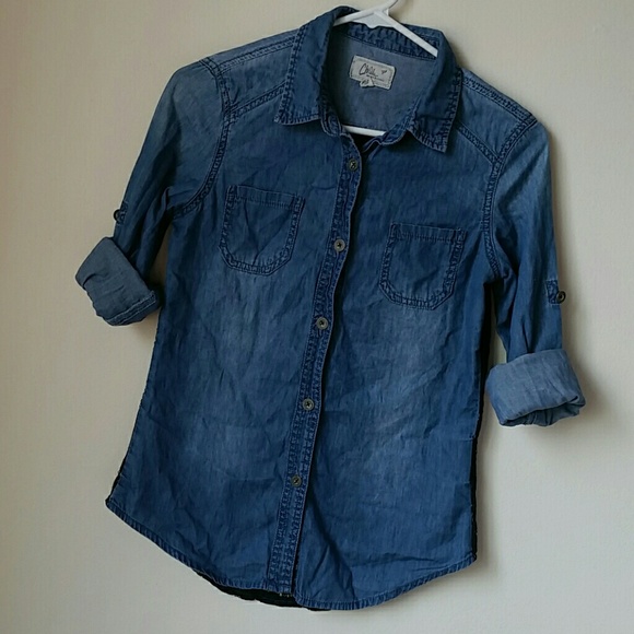 ❌❌SOLD❌❌Demin button up