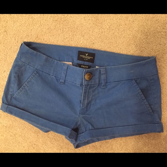 American Eagle Twill Shorts in deep blue - Picture 2 of 3
