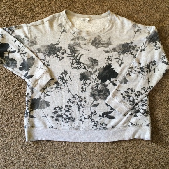 American Eagle sweatshirt