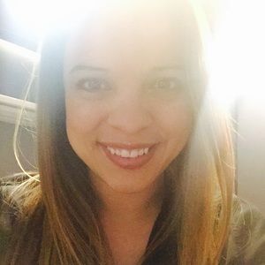 Meet your Posher, Corinne