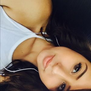 Meet your Posher, Janessa