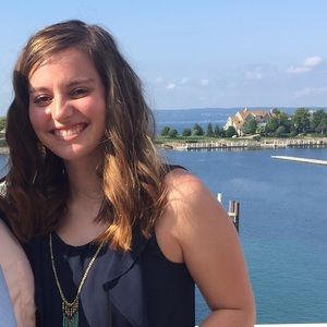 Meet your Posher, Kaitlyn