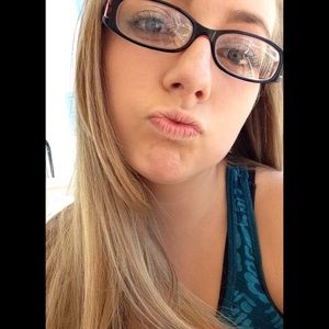 Meet your Posher, Regina