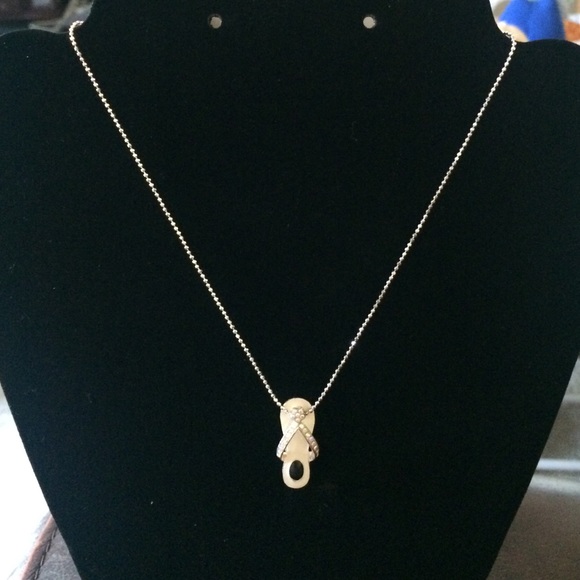 Adorable Flip Flop Charm Necklace - Picture 2 of 2