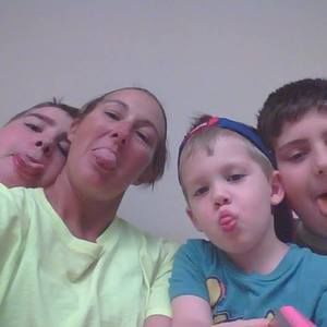 Meet your Posher, April