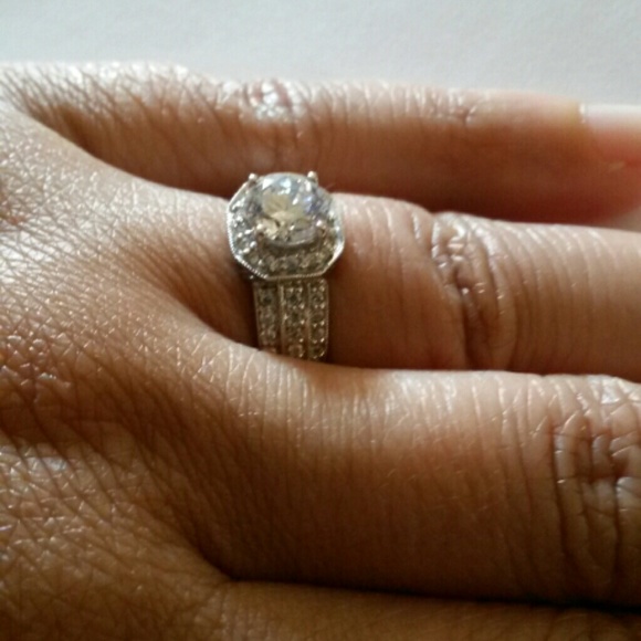 2.26 TCW CZ Octagon Shaped Engagement Ring Sz 7 - Picture 2 of 4