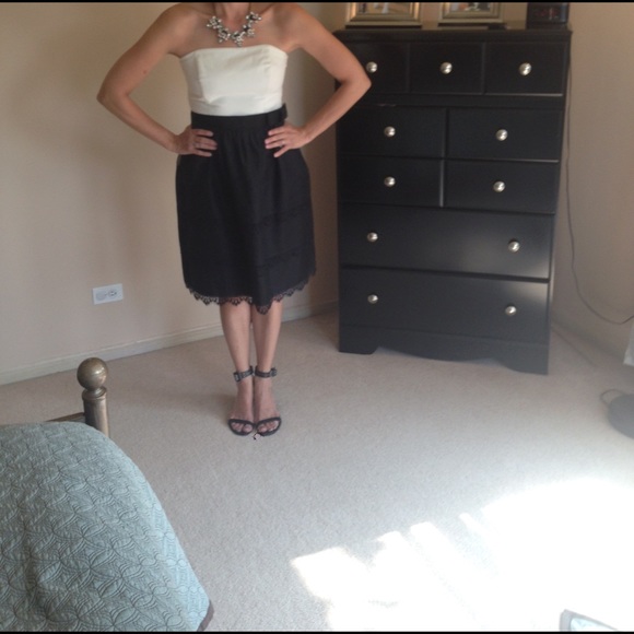 White House Black Market Dress - Picture 2 of 3