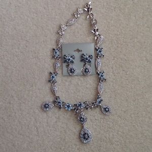 Neckless & Earrings