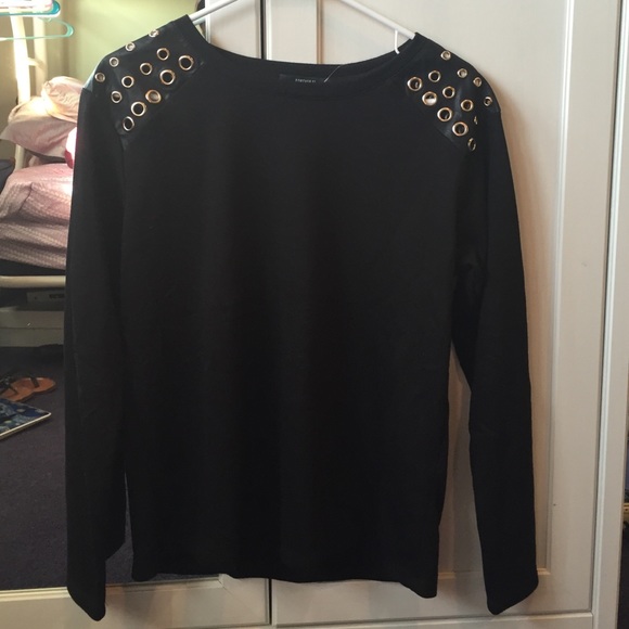 Black Forever 21 Sweatshirt