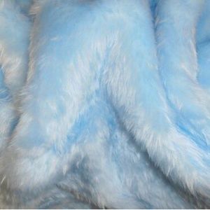 Meet your Posher, Raquel