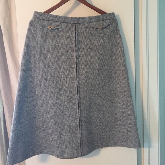 Vintage tweed skirt