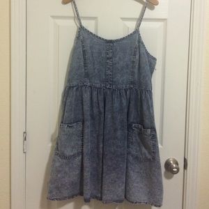 Short denim dress